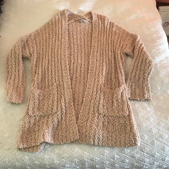 Young Fabulous & Broke Sweaters - ⭐️3/$25 Young Fabulous & Broke Long Fuzzy Cardigan